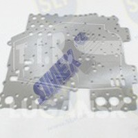 INTERMEDIATE PLATE