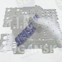 INTERMEDIATE PLATE
